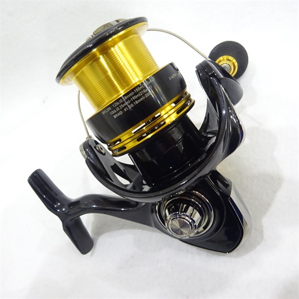 ２３レガリスＬＴ４０００ーＣＸＨ